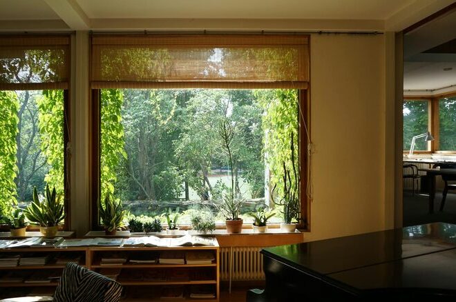 Quick Ideas to Brighten a Dark Room and Refresh Your Space